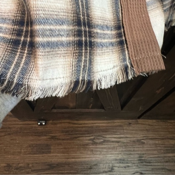 NWT Hem & Thread Plaid Shirt/Jacket - Size Small - Picture 4 of 6